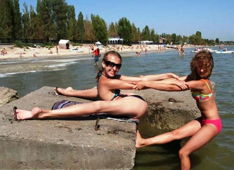 Jokes on the beach about girls