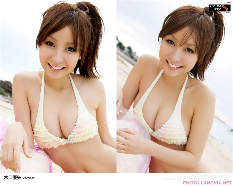 Japanese model Aya Kiguchi