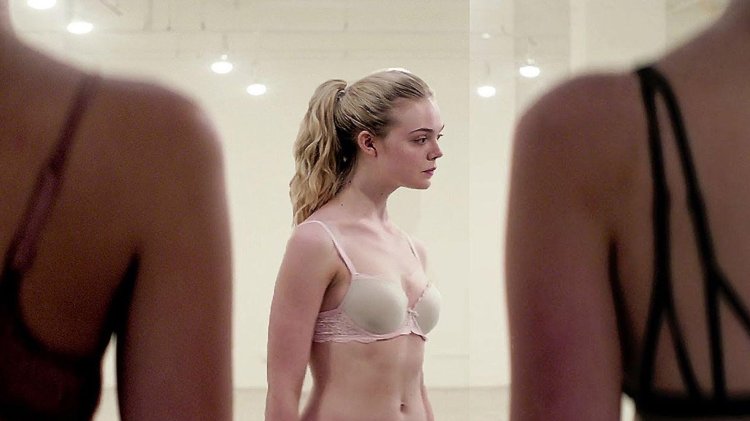 El Fanning neon demon in linen