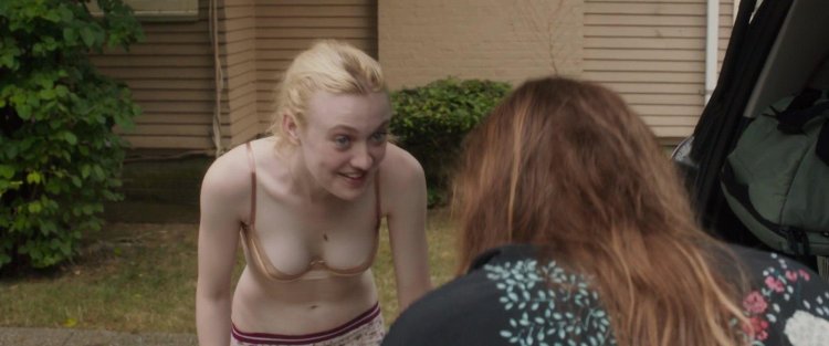 Dakota Fanning Breast