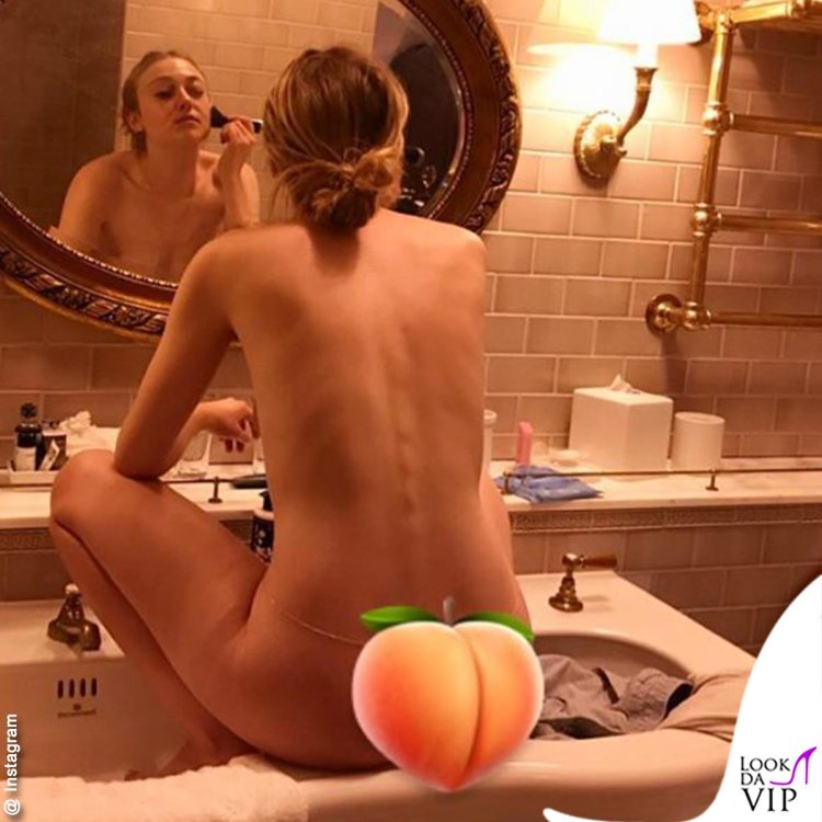 Naked stars on Instagram