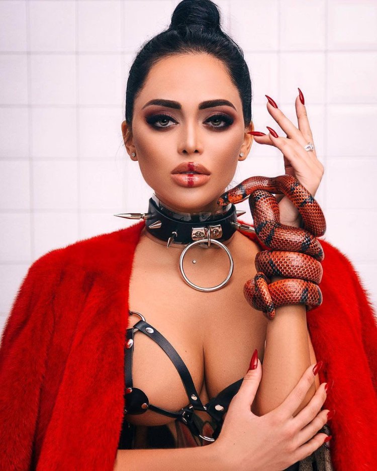 Kuzmina Nita before surgery