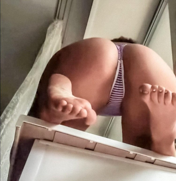 Naked Tasya Mini Krivun