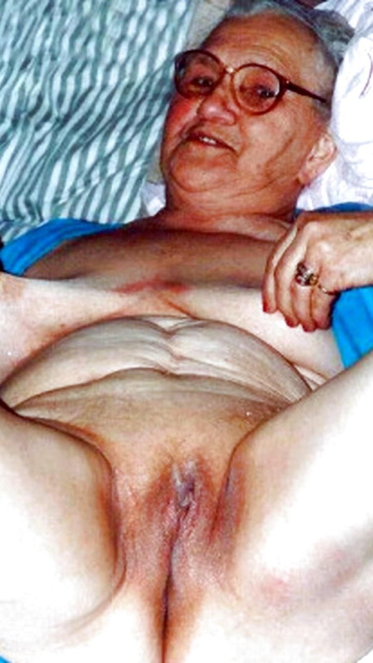 Naked old decrepit grandmas