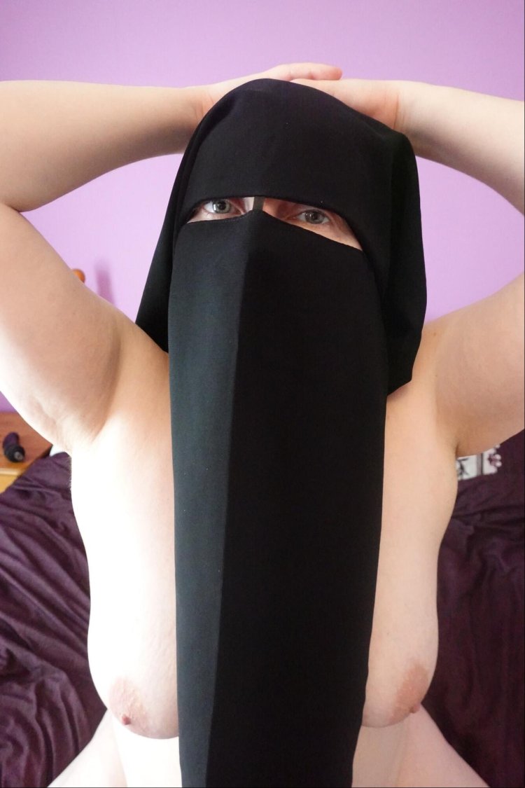Muslim in Nikab