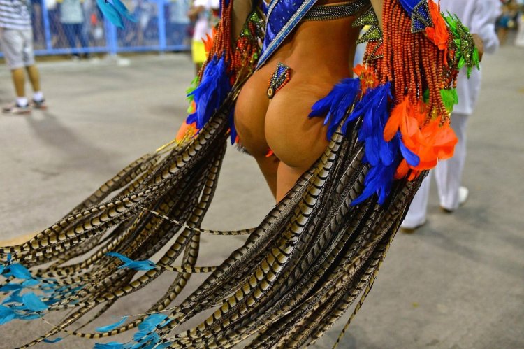 Carnival in Rio de Janeiro without panties