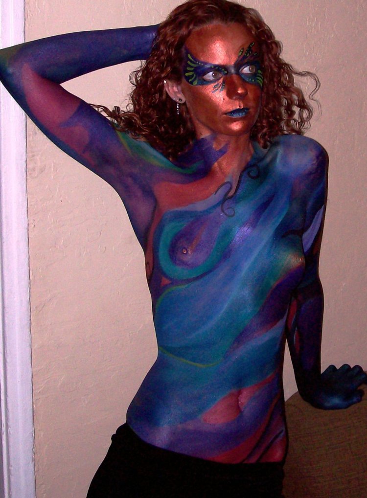 Teenage bodyar on the body