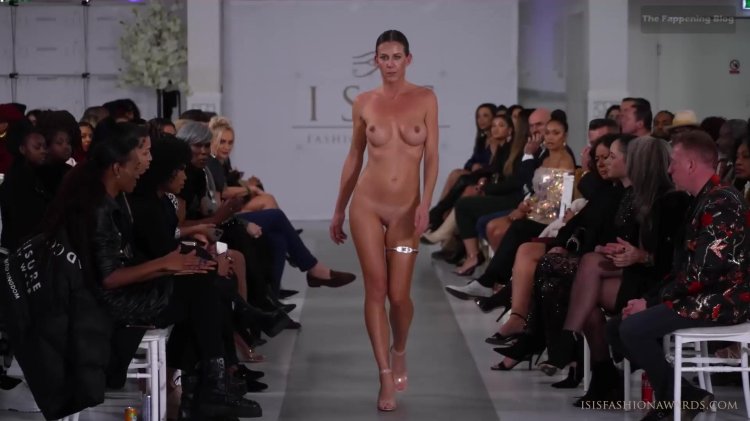 Show of naked models