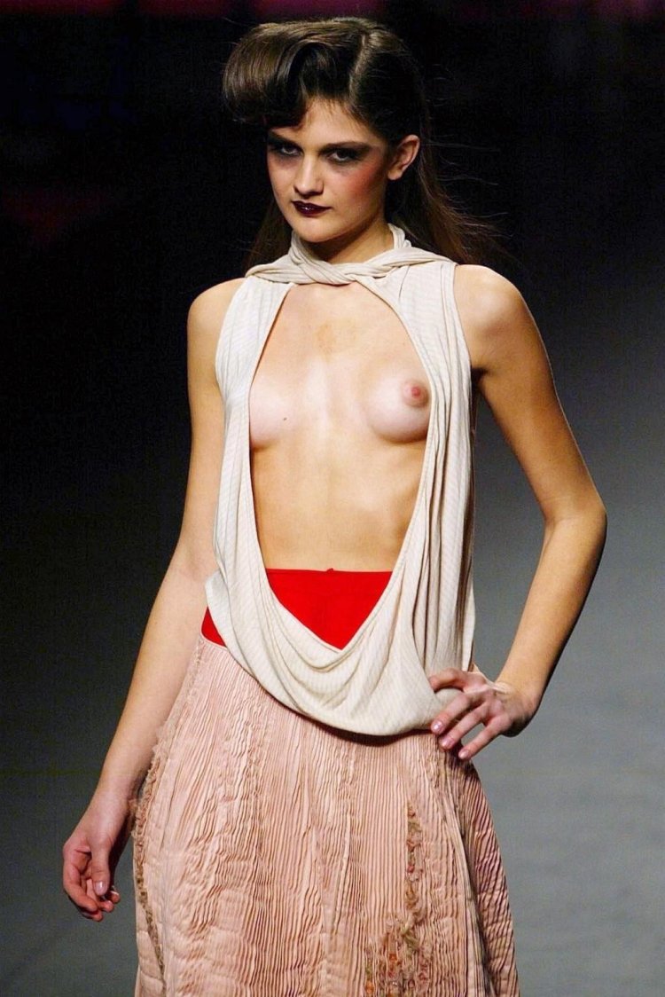 Madalina John Philip Naked