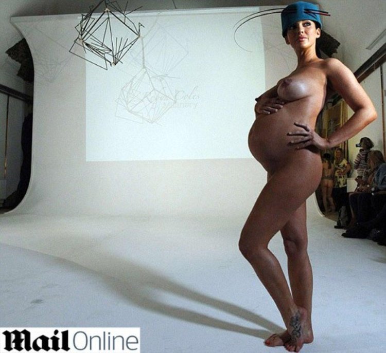 Naked pregnant women on the catwalk