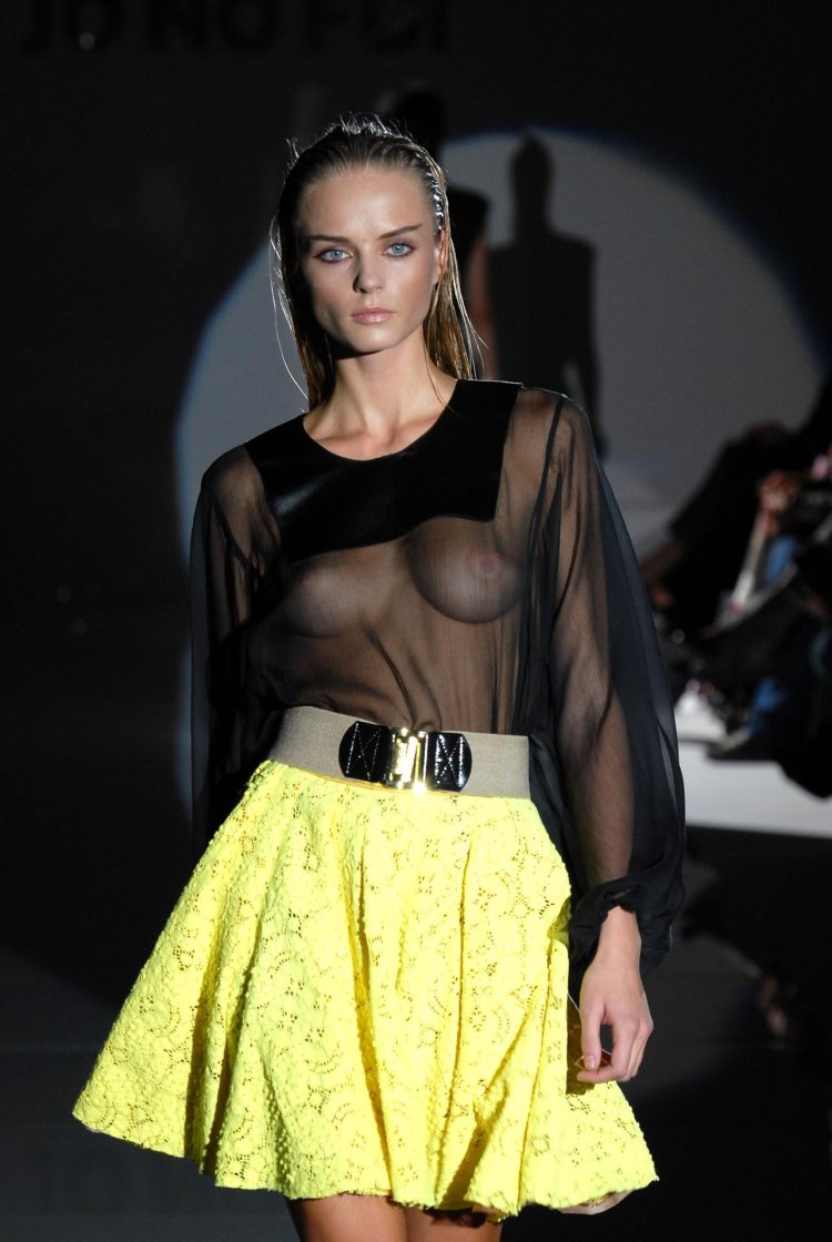 Show of erotic clothing