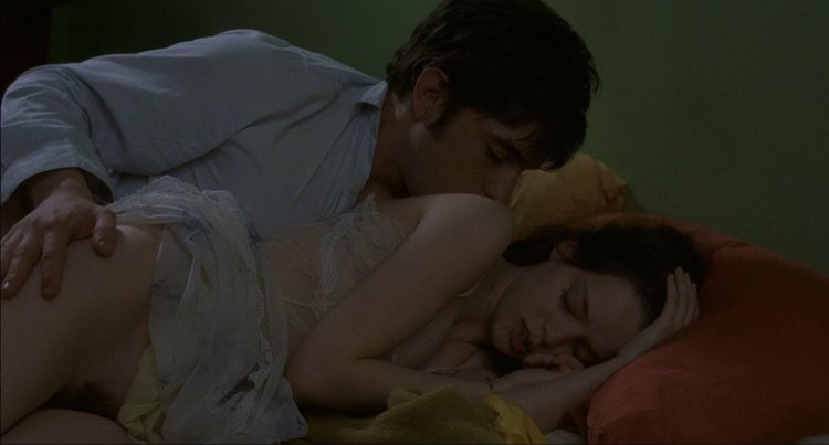 Roxanne Meskida 2001