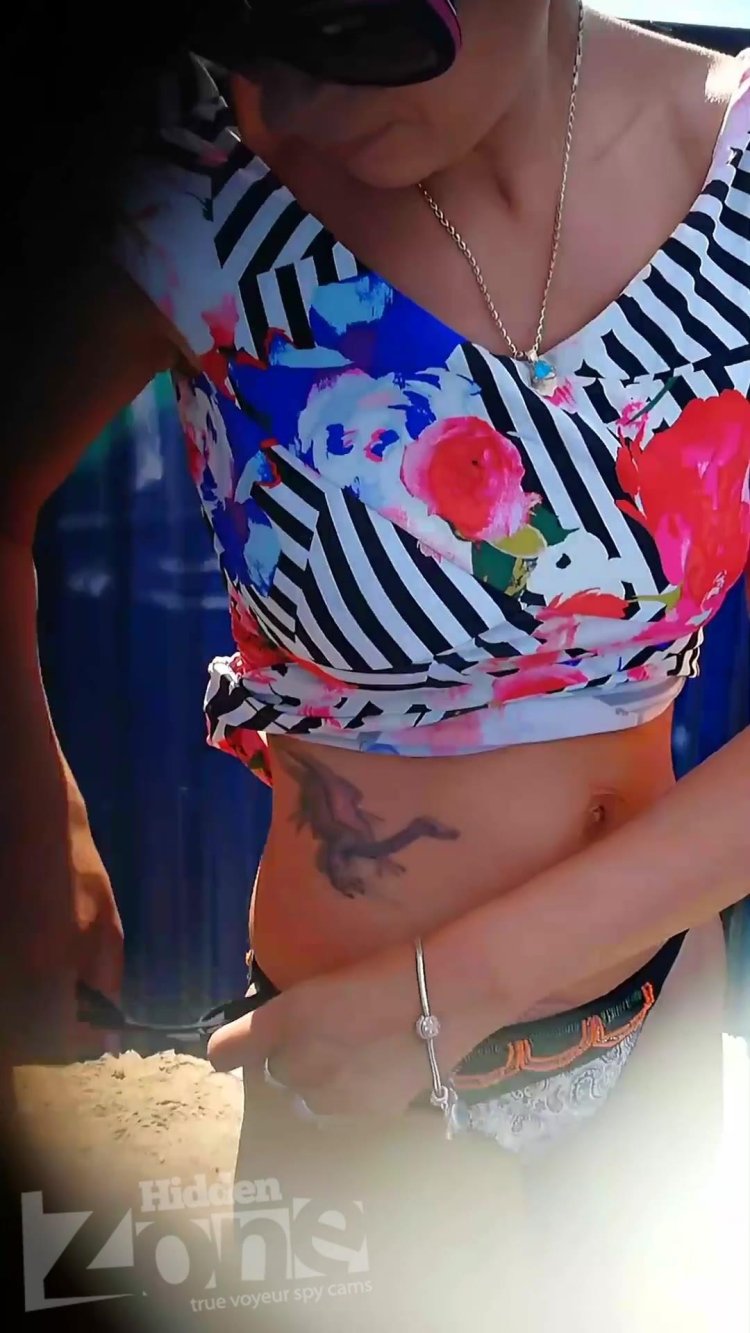 Female tattoos on the stomach