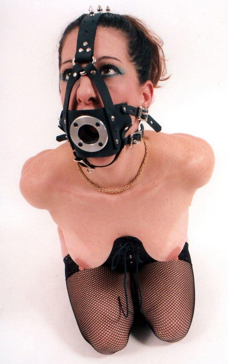 Bdsm mask