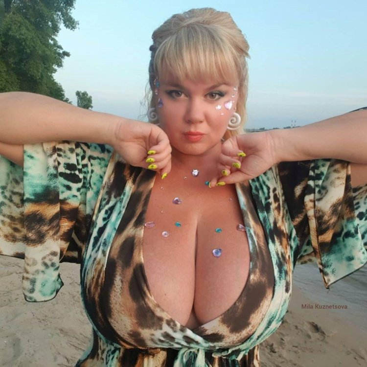 Mila KuznetSova 10 Model