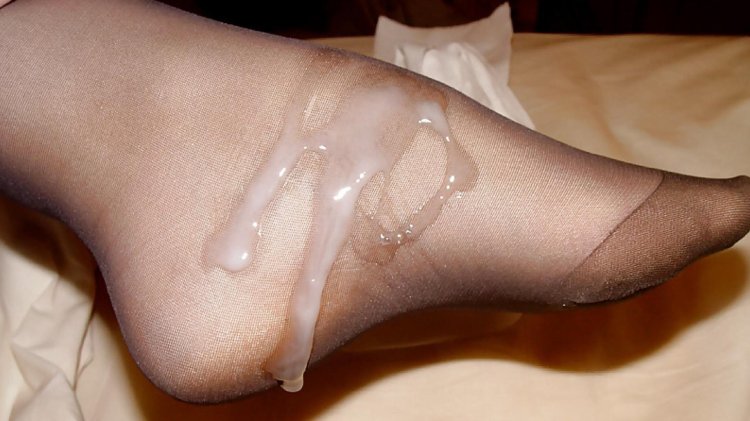 Cum on legs