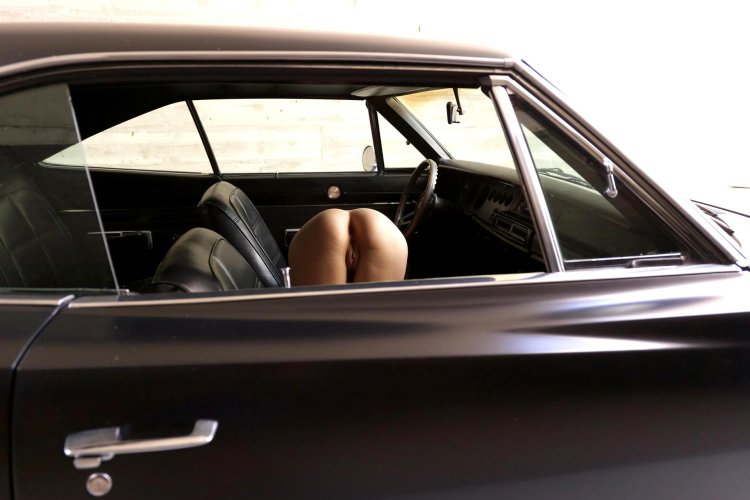 Naked girls and cars