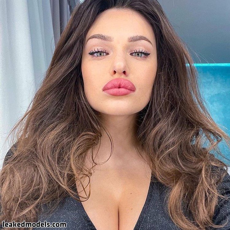 Natasha Krasnova Maxim