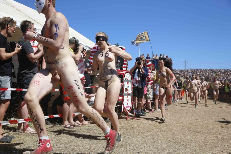 Naked festival
