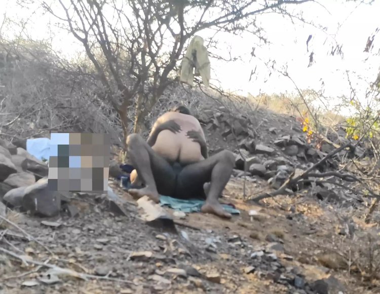 Village outdoor indian desi couple sex in jungle