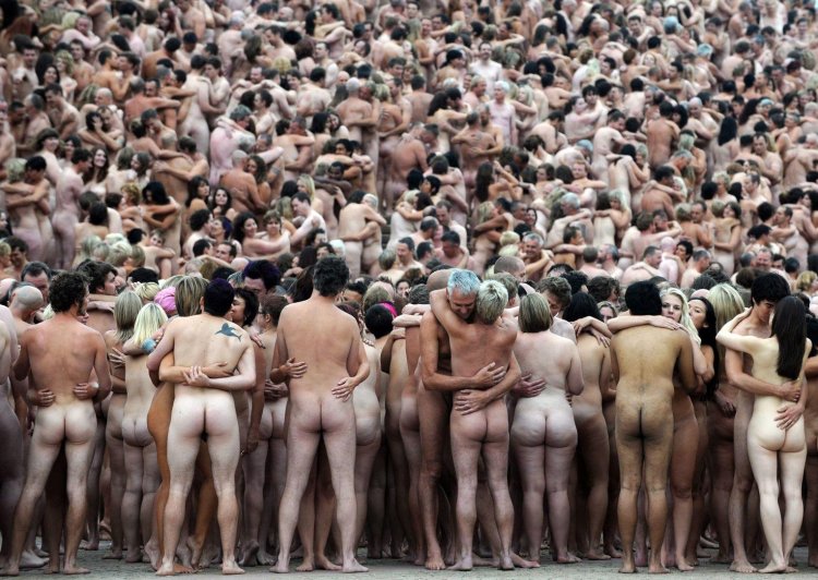 Many beautiful naked people