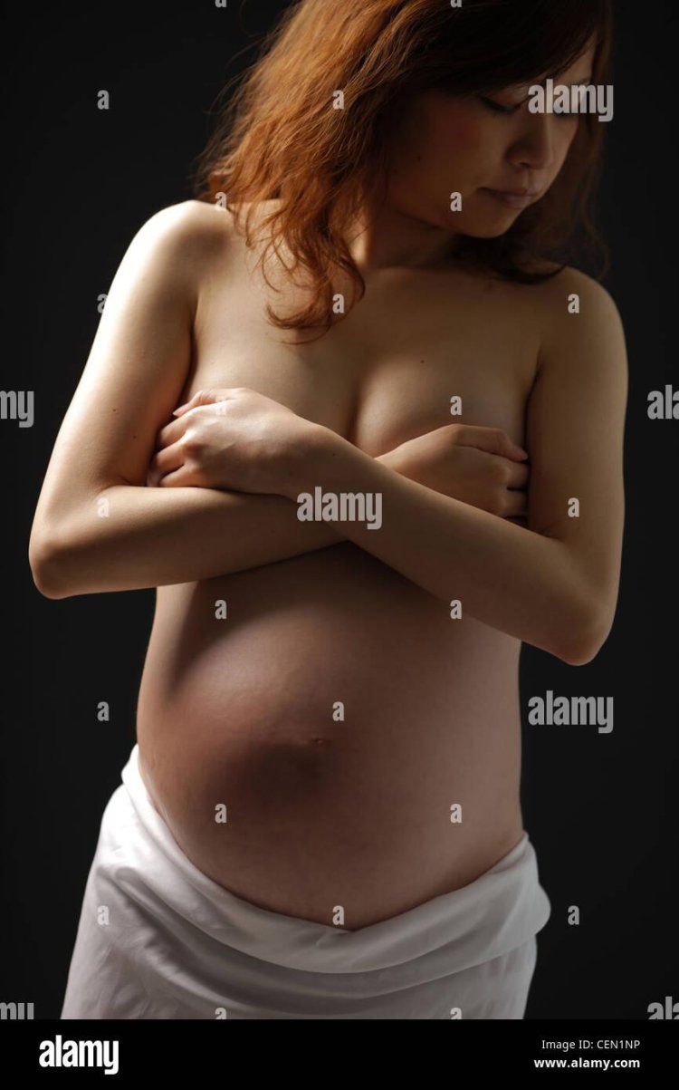 Naked pregnant women