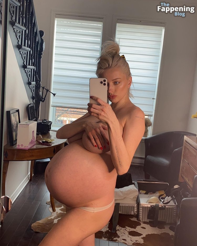 Helen flanagan pregnant