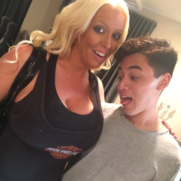 Alura Jenson Juan El Caballo Loco