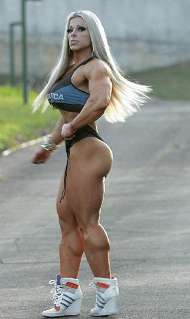 Anna Freitas Bodybuilding