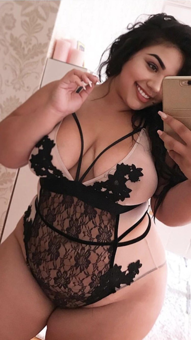 Diana Sirokai in underwear