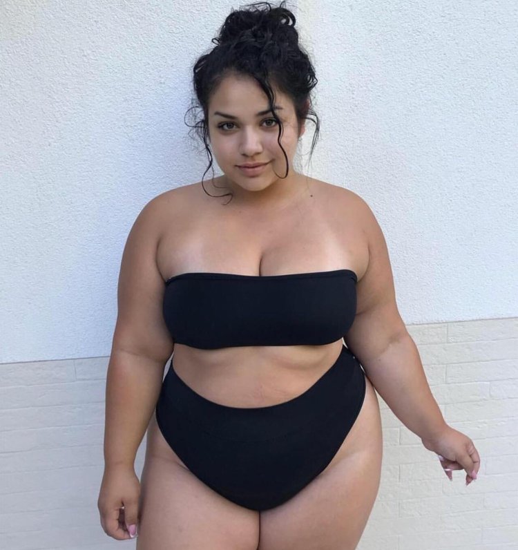 Diana sirokai model Plus Size