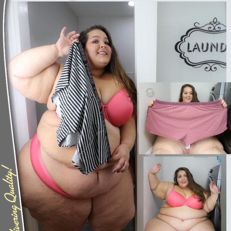 Mary Boberry Bigcuties without panties