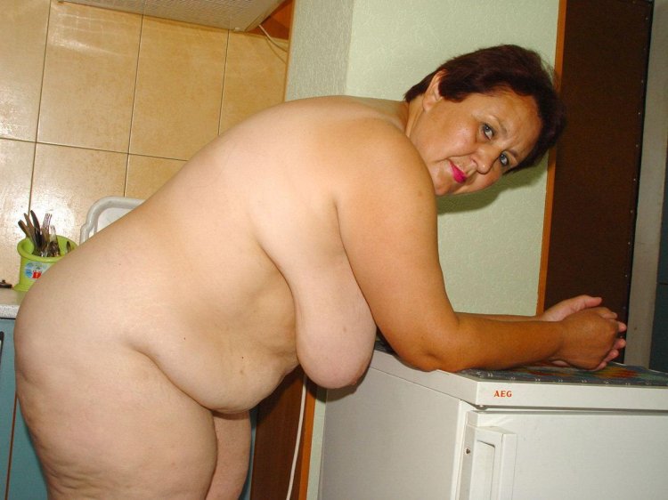 Naked fat Russian women