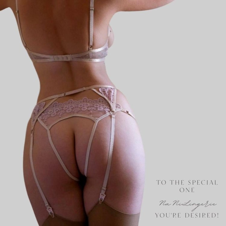 Belt for stockings female