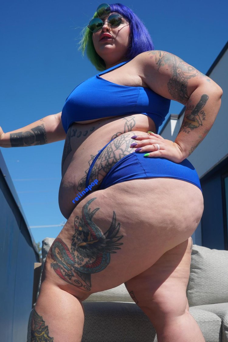 Millogram model Tess