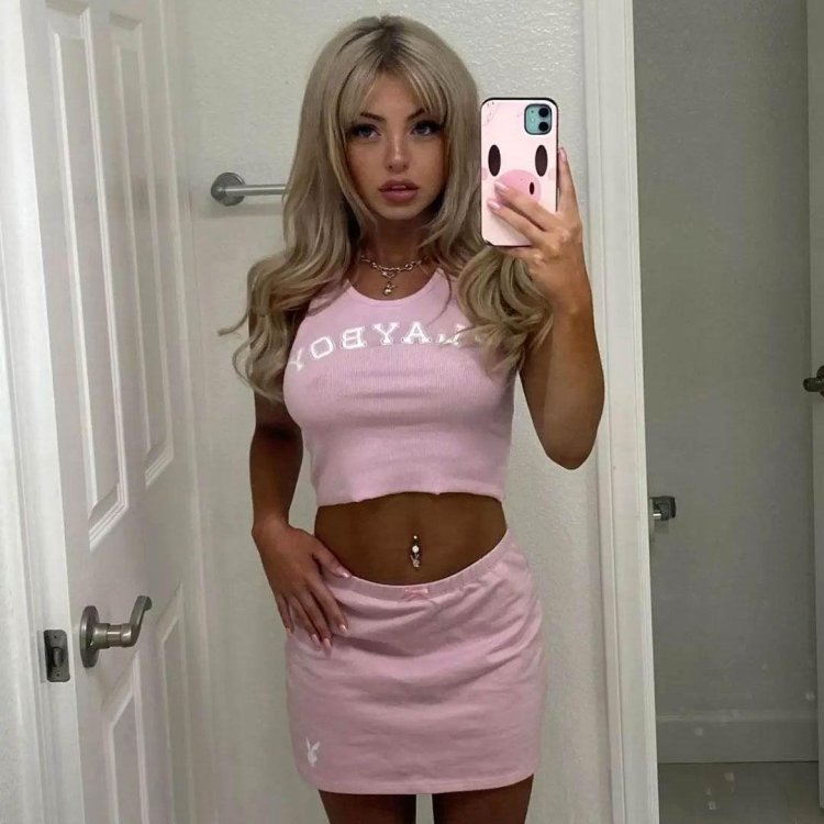 Costume with a skirt