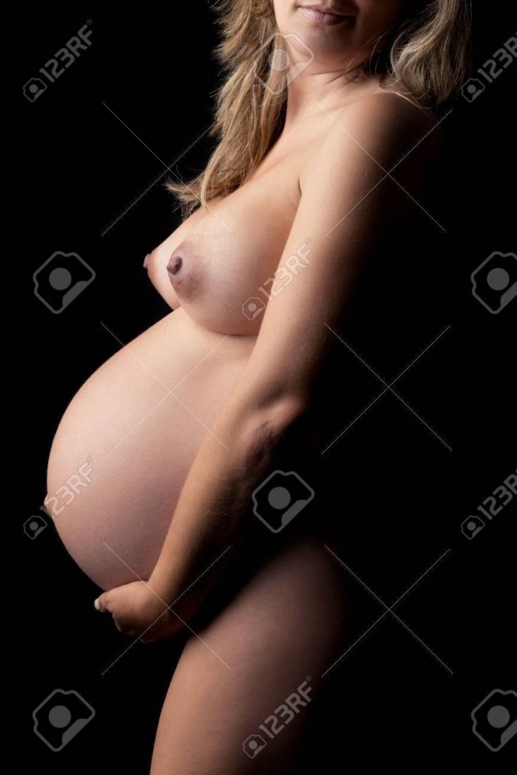 Naked pregnant beauties
