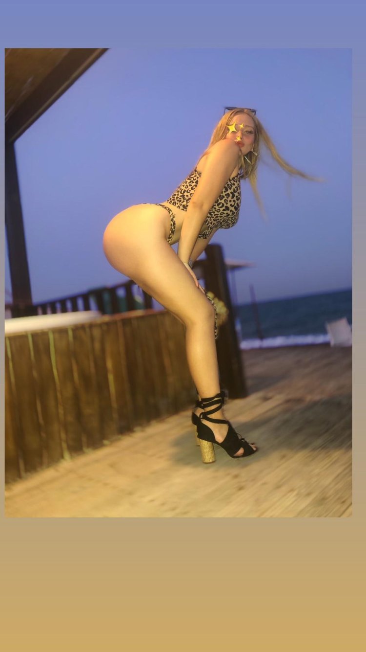 Chloe Kardashian is hot