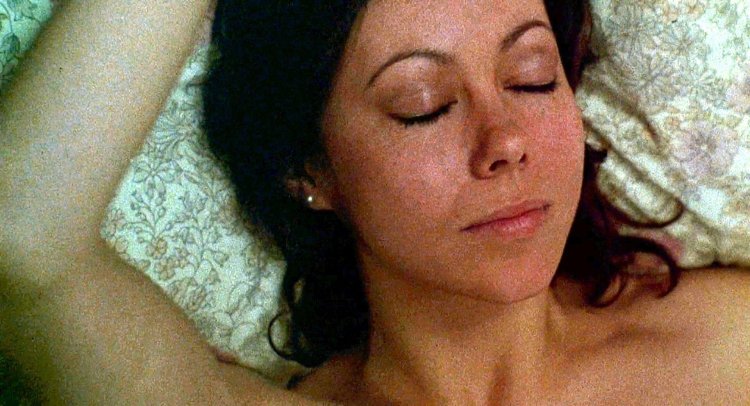 The actress is naked