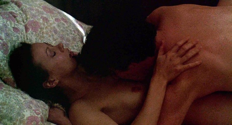 Jenny agutter nude an american werewolf in london