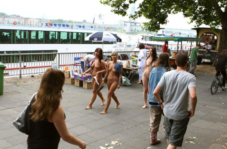 Naked women in public places