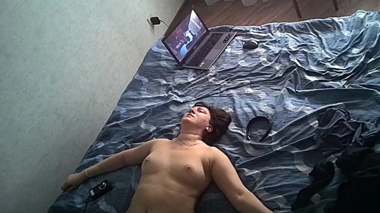 Orgasm hidden camera