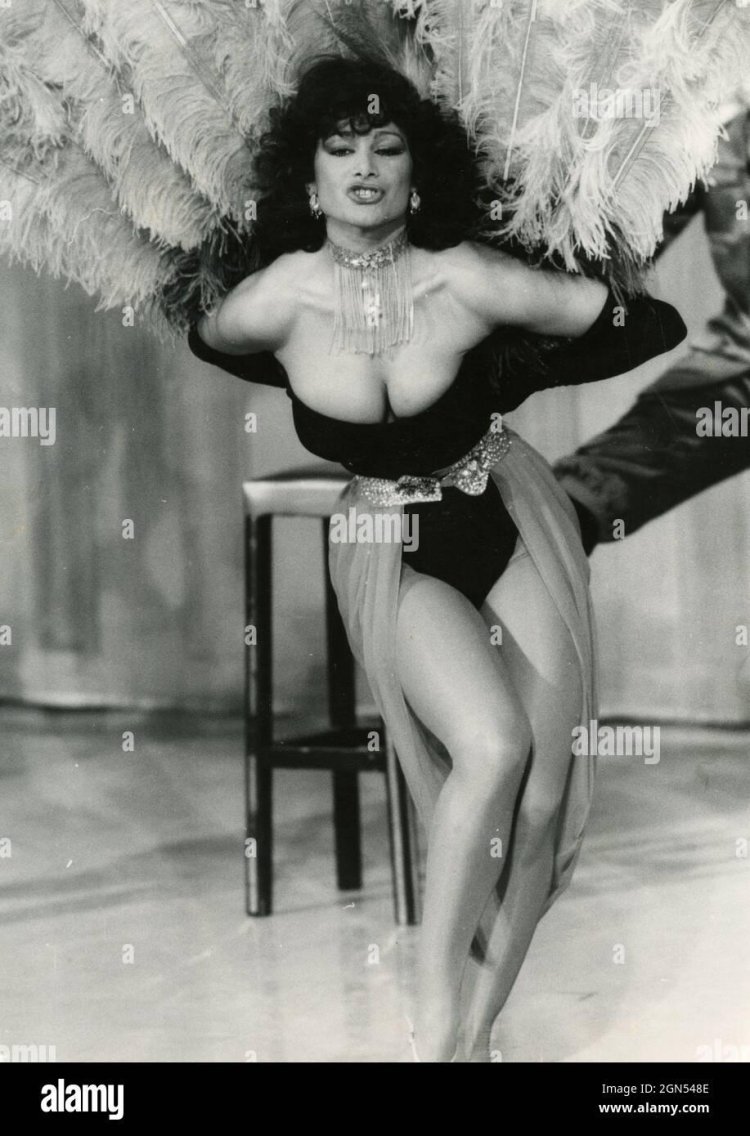 Queen of Burlesca Tempest Storm