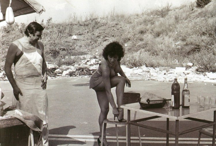 Elizabeth Taylor in a swimsuit