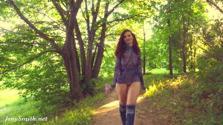 Jenny Smith without panties in the park