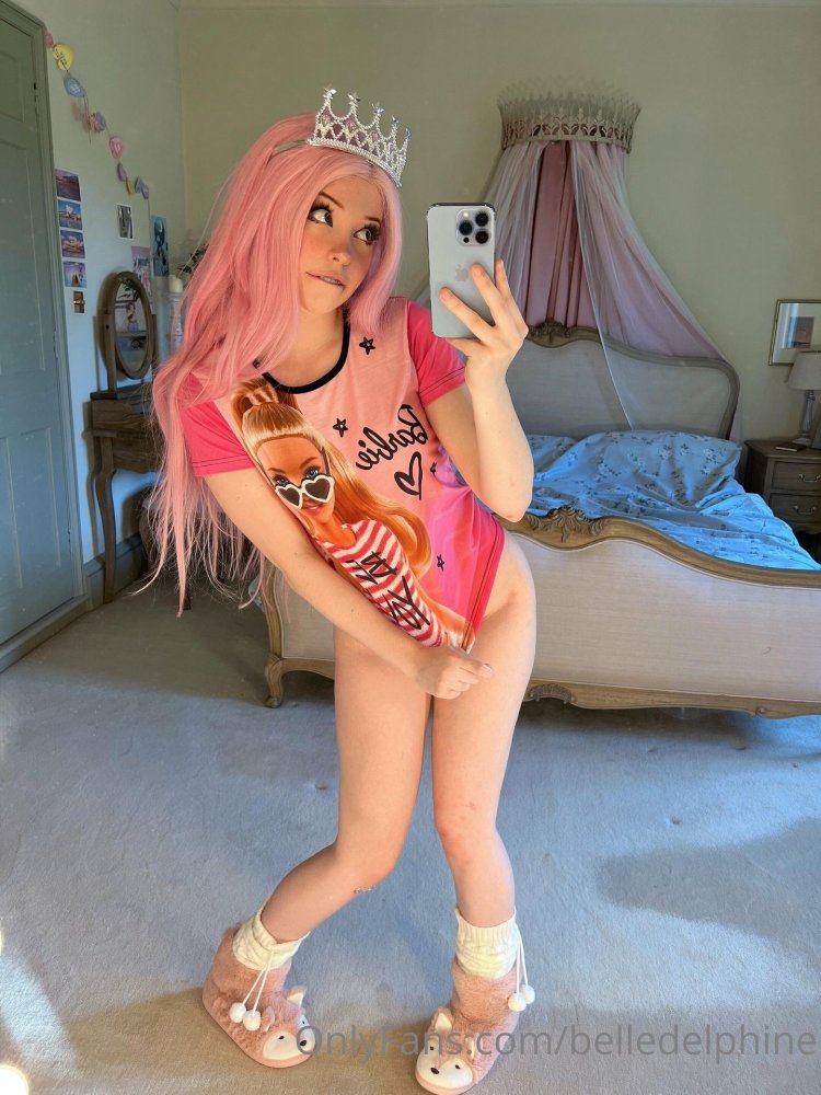 Bel Dolphin Belle Delphine Nude