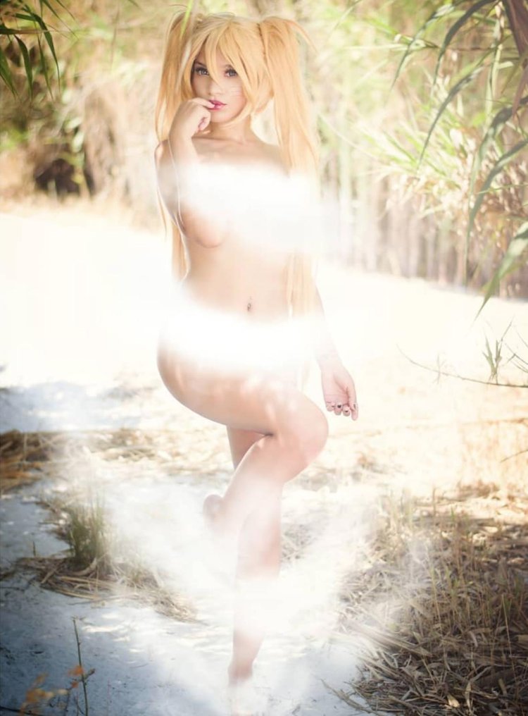 Zhannet Vinogradova cosplay Naruto