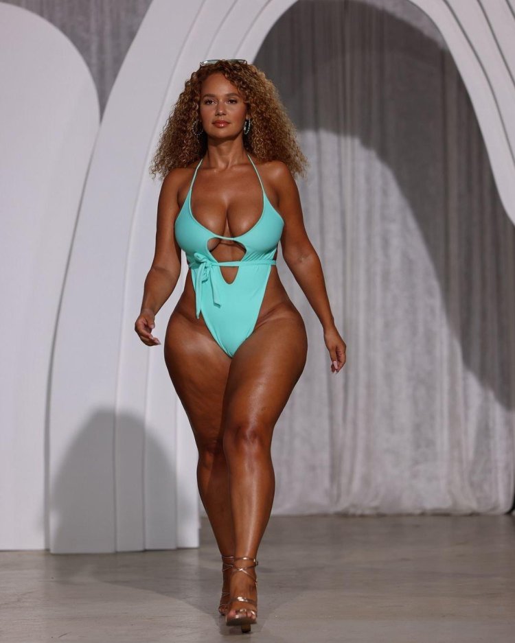 Model Saiz Pamela alexandra