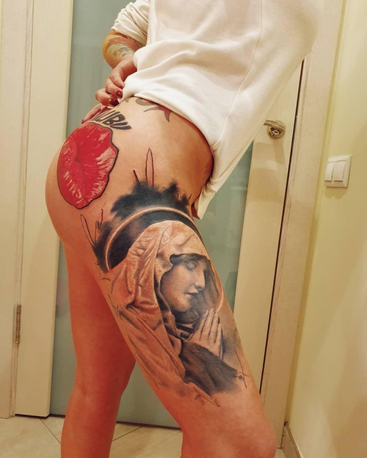 Tattoo Virgo Maria
