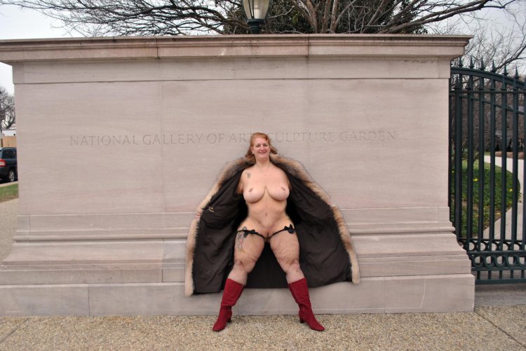 Many photos of naked Chrissy BBW Goddess